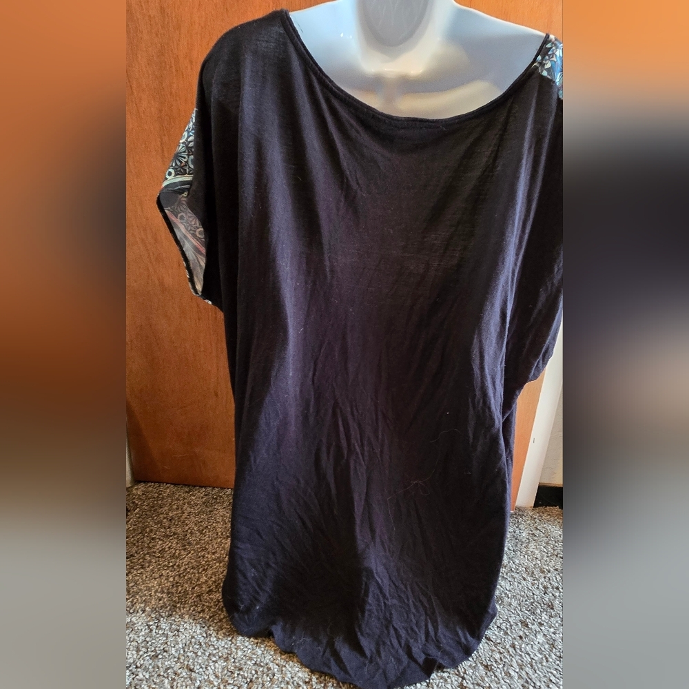 Rock & Republic Geometric Short Sleeve Tee SzXL NWT - Picture 5 of 6